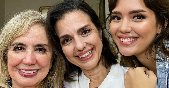 My Mamita Tries Luxx:  3 Generations Tell Us Why They Love Their Liner Lashes